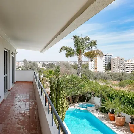 Hébergement de vacances Deluxe 4bdr House W/ Pool By Lovelystay Portimão
