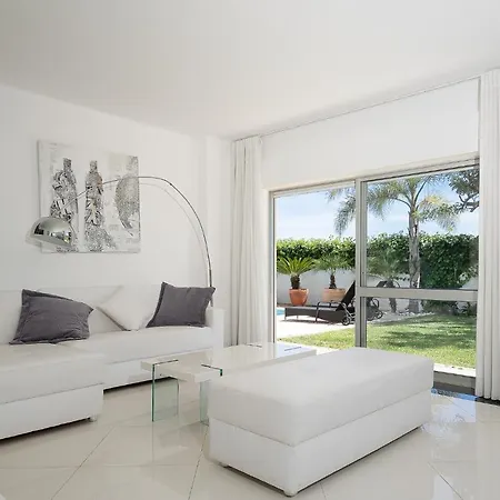 Deluxe 4bdr House W/ Pool By Lovelystay Holiday home