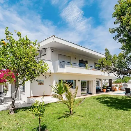 Deluxe 4bdr House W/ Pool By Lovelystay Holiday home